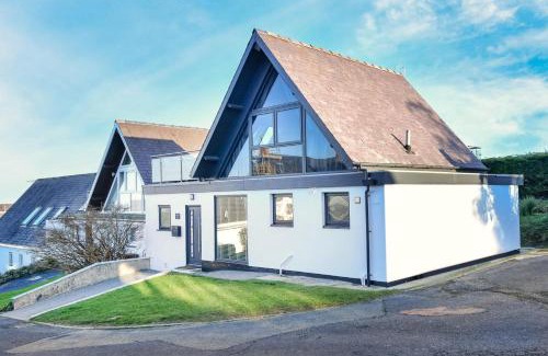Abersoch Apartment | Pebbles