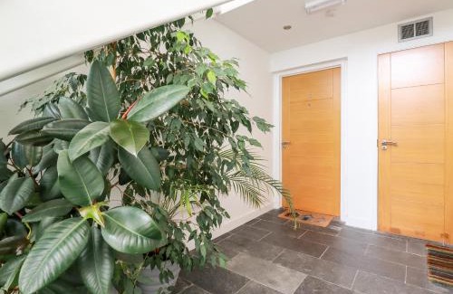 Downderry Apartment | Pebbles