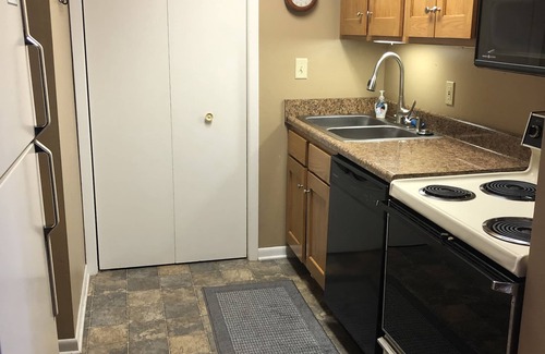 Clymer Condo | Peek 'N Peak Ski & Golf Condo, next to Ski Lift 8