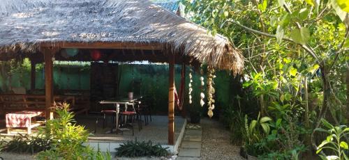 Gili Gede House | Pelangi Homestay Bungalow Gili gede