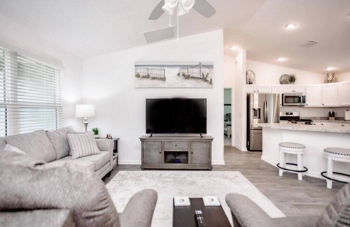 Candler Cottage | Pelchat - Cottage Home in The Village of Citrus Grove