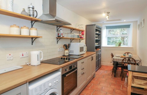 Tregaron Cottage | PENGRAIG, pet friendly, character holiday cottage in Tregaron