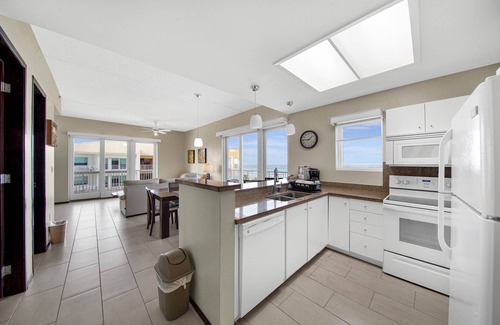 South Padre Island Resort | Peninsula Island Resort & Spa - Beach Front Property at South Padre Island