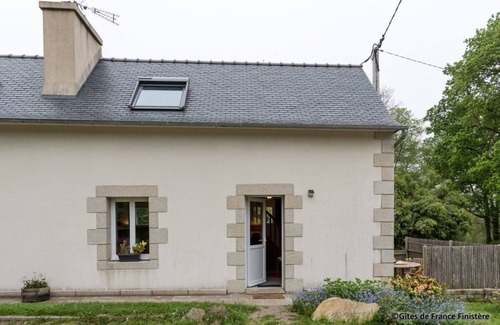 Plouzevede House | Penn an hent - PLOUZEVEDE