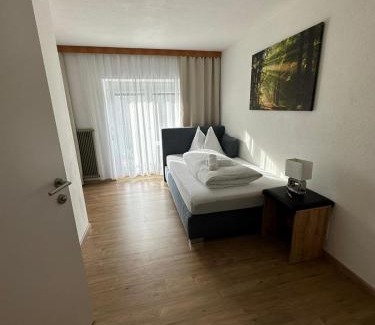 Roppen Bed & Breakfast | Pension Alpina