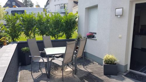 Burscheid Apartment | Pension Apartment Burscheid