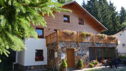 Harrachov House | Pension Aspen Harrachov