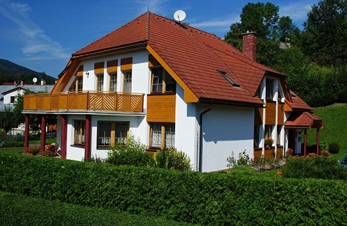 Vrchlabi House | Pension B&B