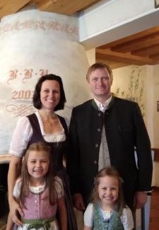Leopoldskron-Moos House | Pension Ballwein