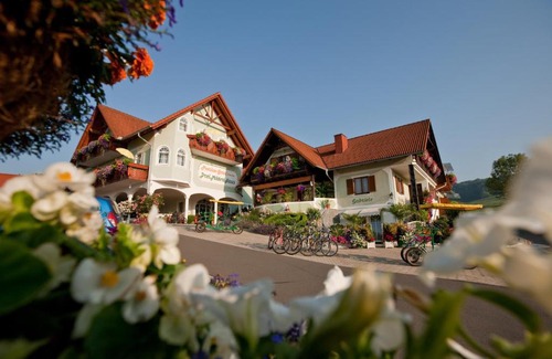 Unterlamm Hotel | Pension Drei-Mäderl-Haus