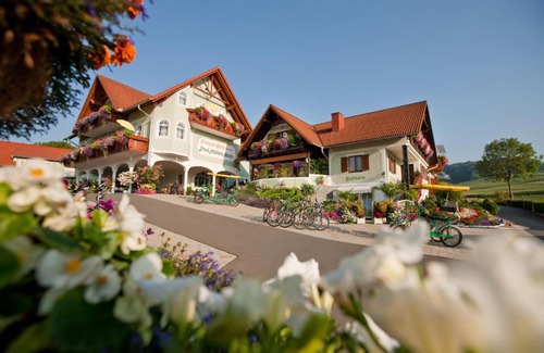 Unterlamm Hotel | Pension Drei-Mäderl-Haus