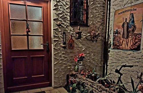 Bad Voeslau House | Pension Haus Marianne