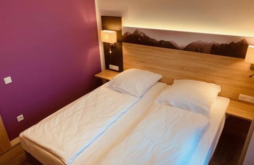 Munchen District House | Pension Lindenhof