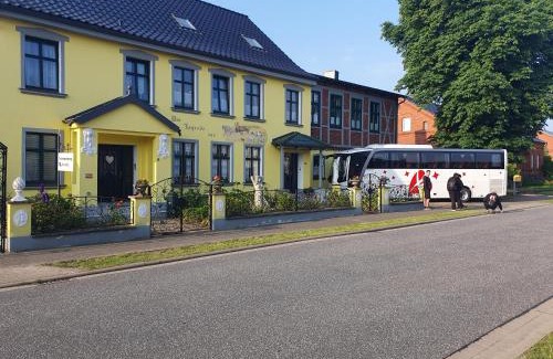 Groß Pankow Apartment | Pension Mahler wir sind günstig, zwischen Wittenberge, Perleberg, Kyritz, Heiligengrabe, Pritzwalk, Putlitz, Wittstock, , an der A 24