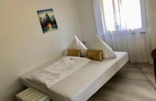 Ditzingen House | Pension mit Herz und Garten