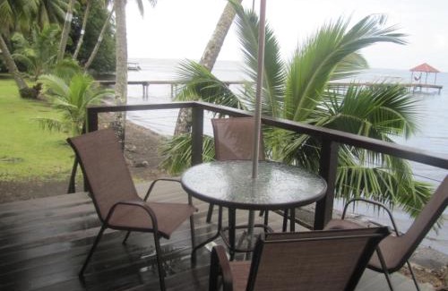 Teahupo'o Bed & Breakfast | Pension Reva Teahupoo