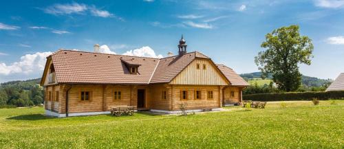 Petrovice u Susice Resort | Pension Tereza & Šumavské Roubenky