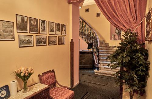 Loket House | Pension Ulrika - ubytování pod hradem Loket