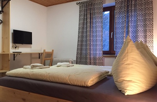 Lake Pressegger House | Pension Waldkrieber