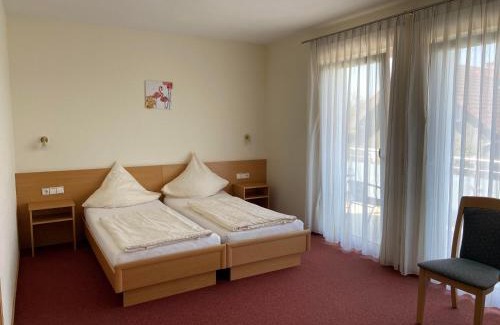 Morlheim House | Pension Zum Bahnhof