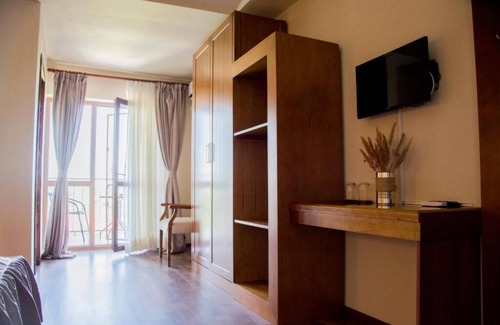 Bestepe House | Pensiunea 4 Salcii