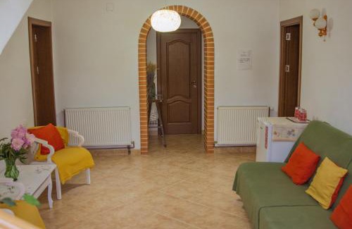 Corbeni House | Pensiunea Casa Elena