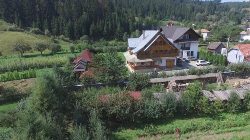 Vama House | Pensiunea Casa Elvira