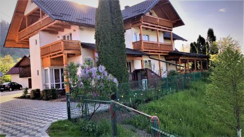 Sadova House | Pensiunea Casa-Stefanel