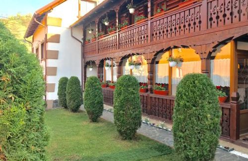 Botiza House | Pensiunea Cretuca