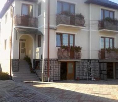 Sieu House | Pensiunea Georgiana