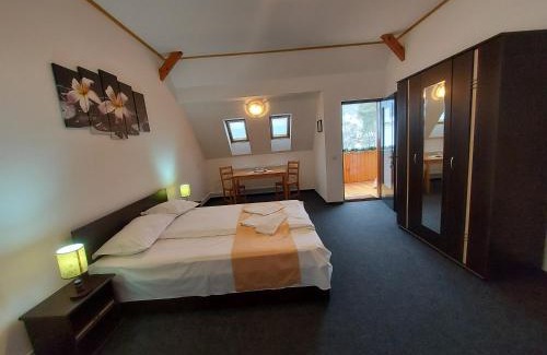 Saschiz Bed & Breakfast | Pensiunea Keisd