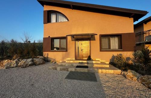Snagov House | Pensiunea Pelicanilor