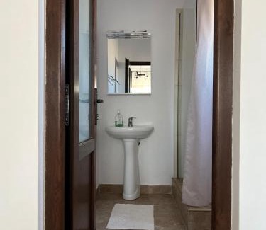 Razim Lake House | Pensiunea Salcioara
