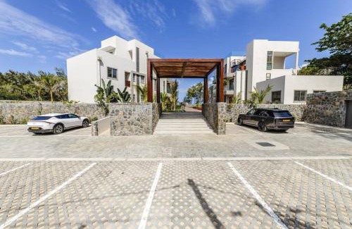 Poste Lafayette Apartment | Penthouse Beachfront Ocean Terraces residence, Poste Lafayette-Apt-D3