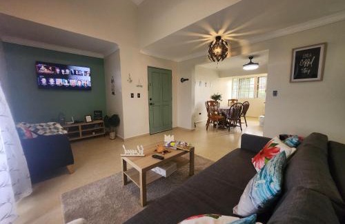 Barahona Apartment | Penthouse Apartment with Bay and Mountain Views, Rooftop BBQ, AC, Fast WiFi, Near Saladilla Beach, Barahona