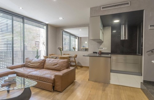 la Vila de Gracia Apartment | Penthouse in Gràcia 2 rooms 6 pax Pool and Terrace- free WiFi