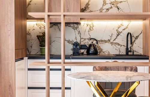 Sector 3 Apartment | Penthouse Studio Live Above the City