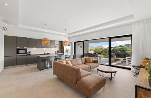 Sint Michiel Apartment | Penthouse the Breeze @ Blue Bay Beach & Golf Resort