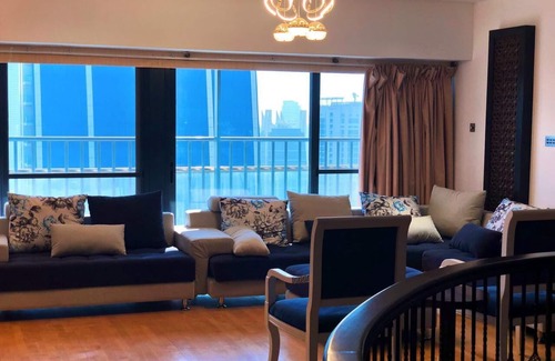 Umm Suqeim 3 Apartment | Penthouse with a beautiful view