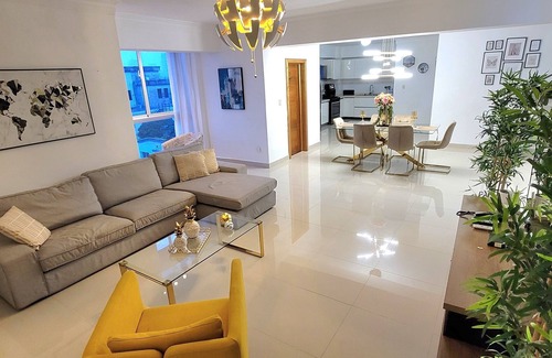 Ensanche Independencia Condo | Penthouse with Amazing Ocean View, 4 Bdrms, 4.5 Bths, Central Location - Gazcue