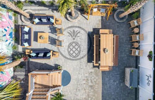 Cannonborough Elliotborough House | Penthouse with Courtyard - 1 BLOCK TO KING ST