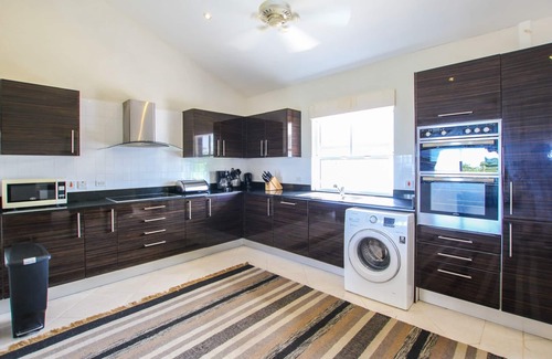 Weston Apartment | Penthouse with ocean views and pool - Lantana 4