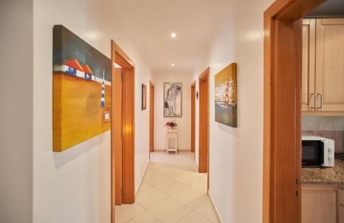 Sesimbra Apartment | Penthouse with terrace, sea and mountain views, in luxury condominium -Sesimbra