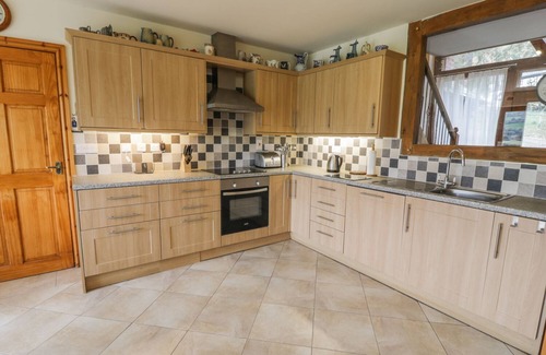 Meifod Cottage | PENTREGO ISAF, family friendly, with open fire in Meifod, Powys