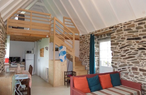 Treogat Cottage | Penty, thatched cottage 2.5 km from the sea