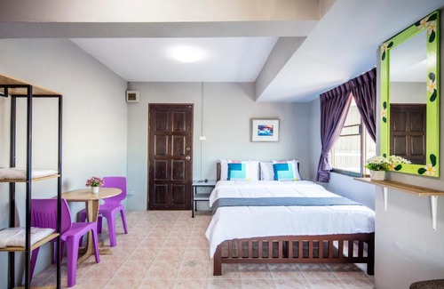 Bang Khae Nuea Hotel | Penyos Mansion (Long Stay)