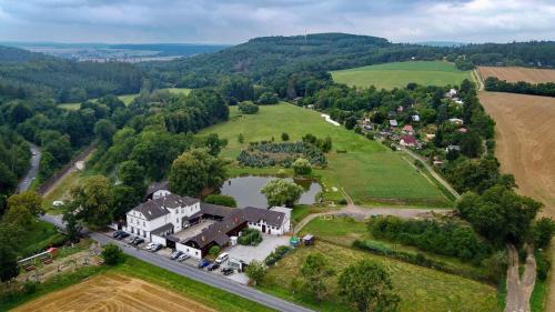 Zdetin House | Penzion a Restaurace Bělecký Mlýn