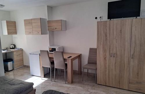 Kuty Apartment | Penzion FRENAT