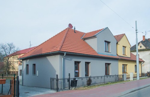 Otrokovice House | Penzion Harley Pub