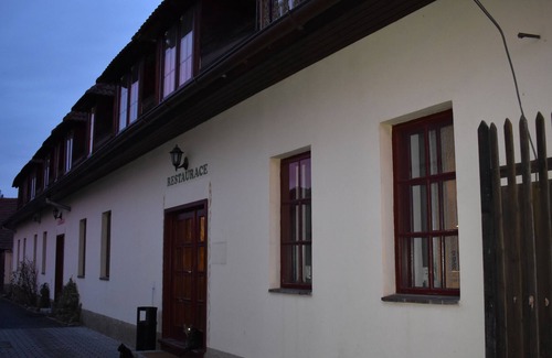 Stary Plzenec House | Penzion Na Jízdarne Starý Plzenec- Plzen - Room 9